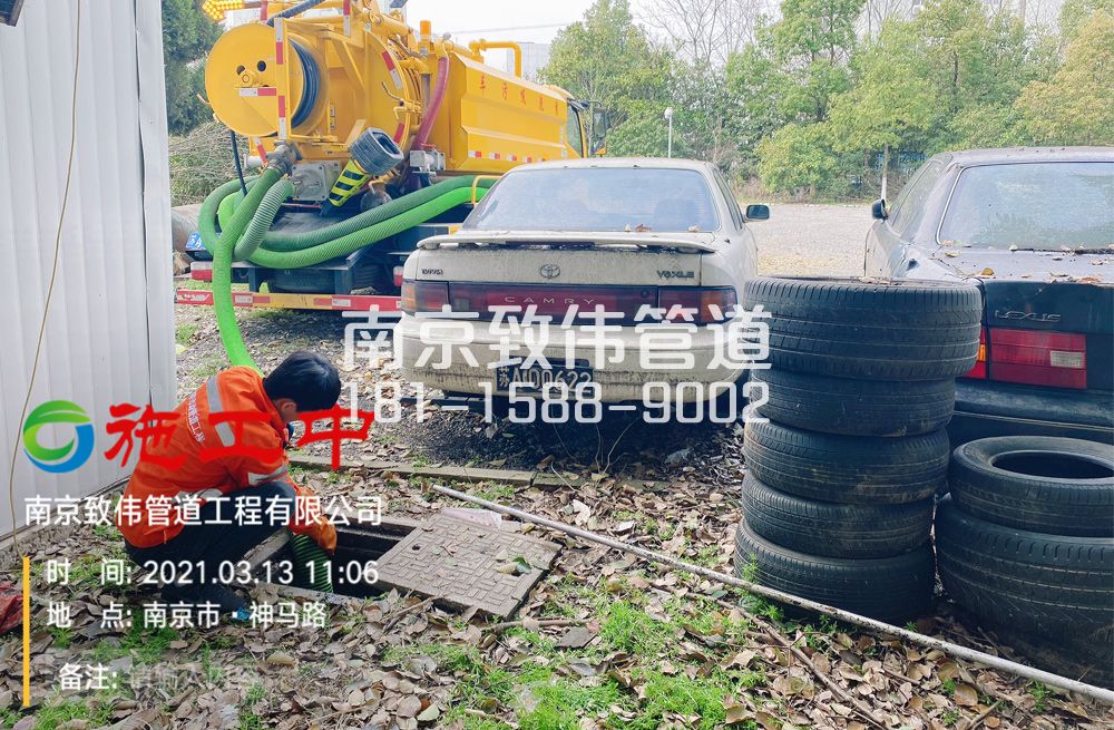 321青田雅居工厂清掏化粪池