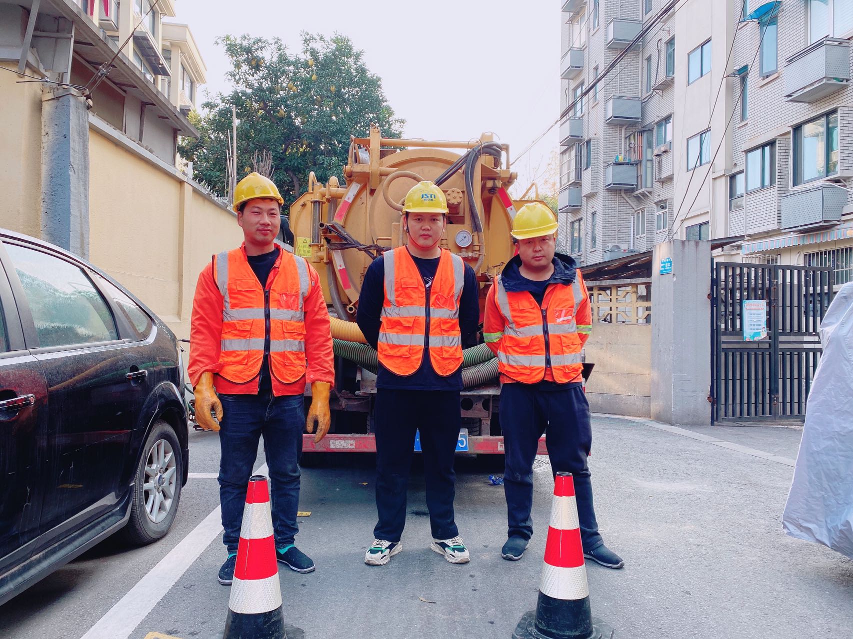 青田雅居南京某小区管道清淤检测施工